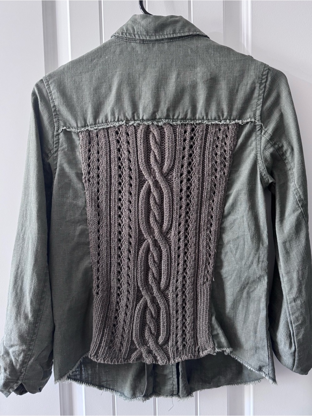 Aeropostale Linen Blend Khaki Green Button Down Textured Knit Back Panel. Cute!